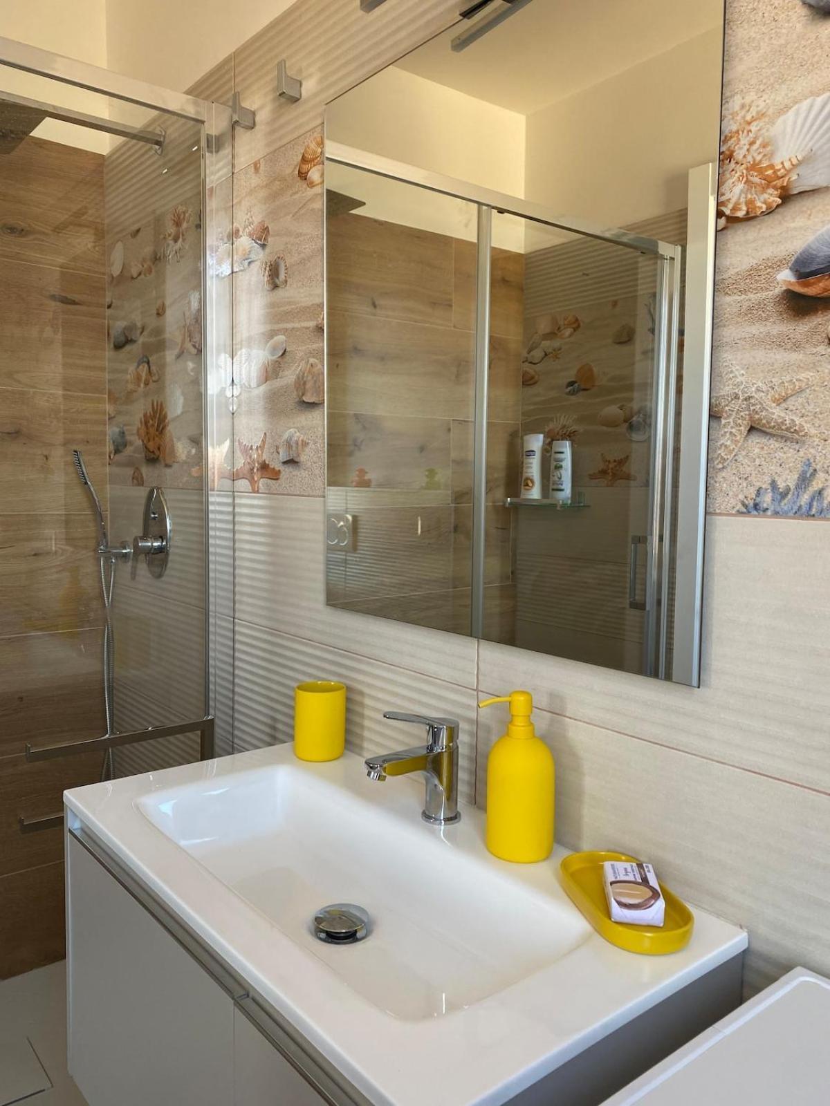 Duck House Gemelli Apartment Rome Exterior photo